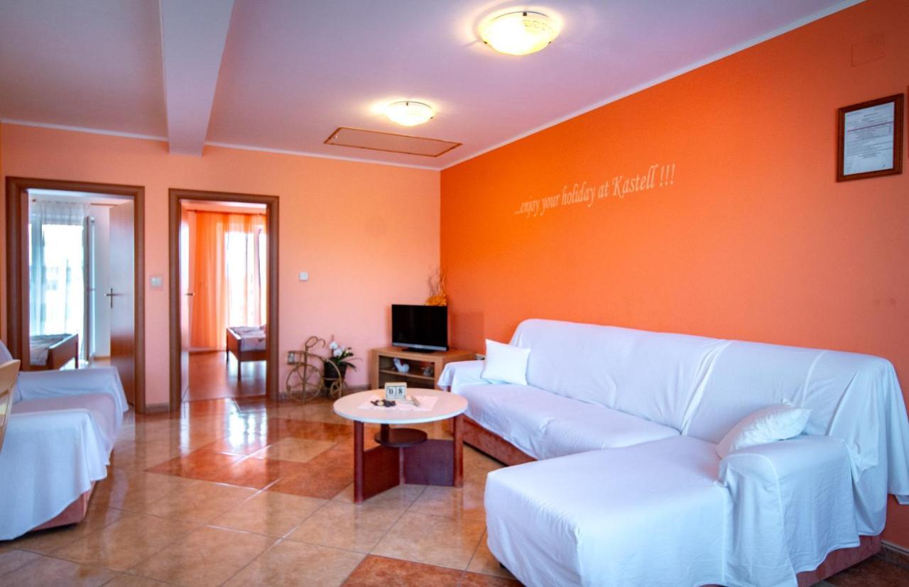 Kastell Apartments Lopar Exterior photo